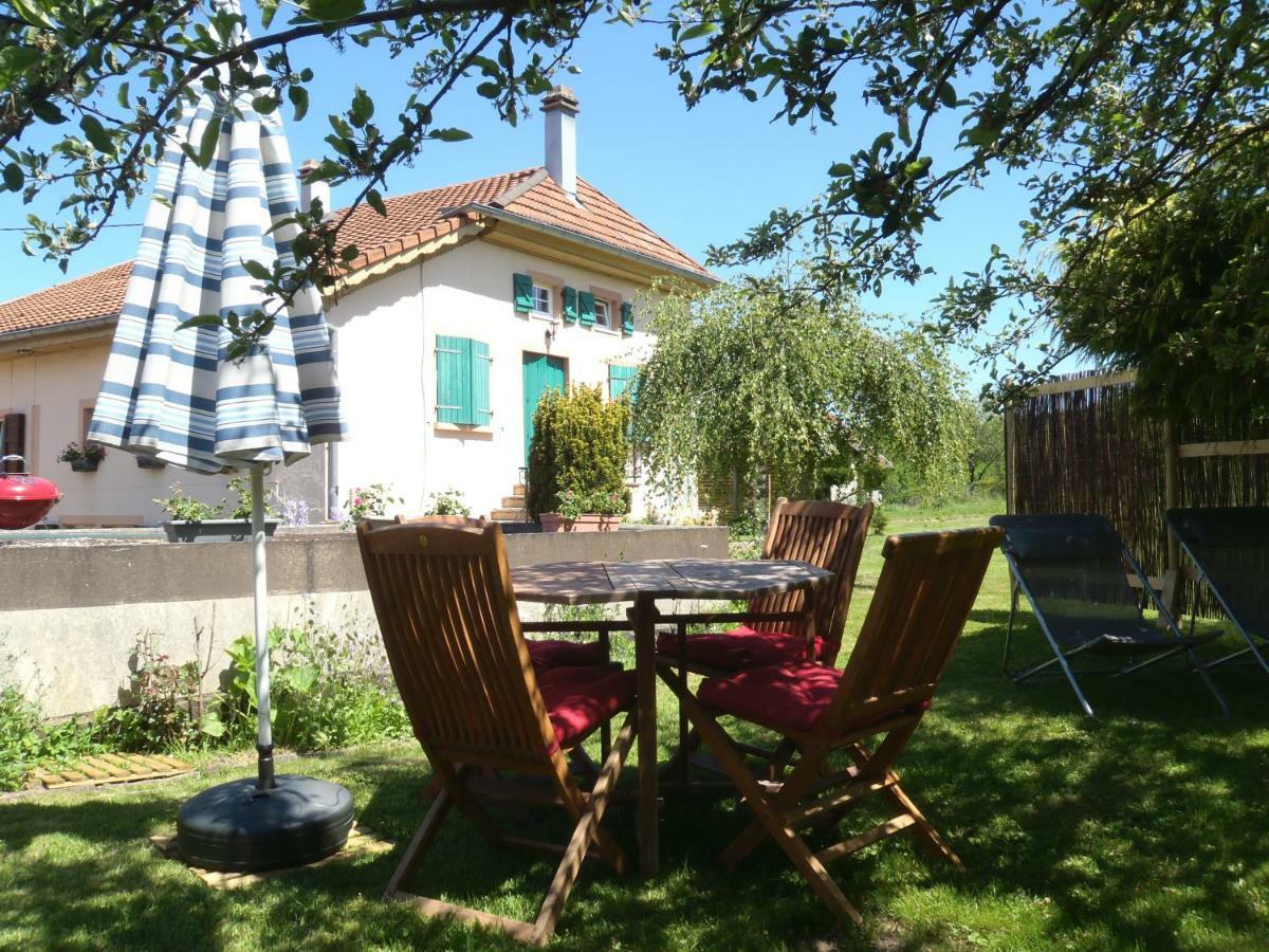 Villa Gite du gros pommier à Saulxures Extérieur photo