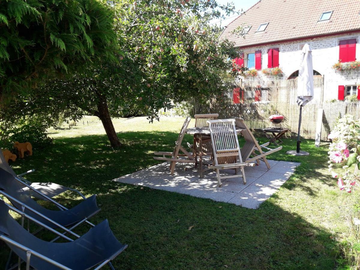 Villa Gite du gros pommier à Saulxures Extérieur photo